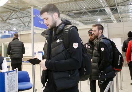 «Πέταξε» για Τουρκία ο Ολυμπιακός (photos)