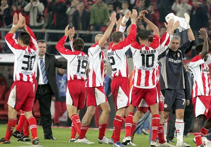 Καλώς τα παιδιά τα δικά μας... (photos, video)