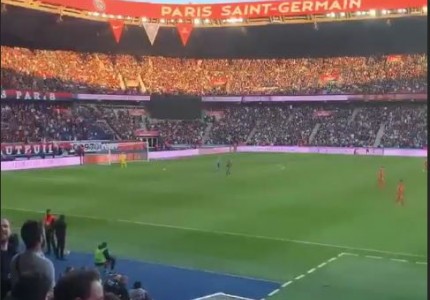 Είδε Παρί ο Τουπάν (photo)