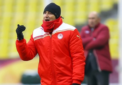 Έτσι αγαπάει ο Πειραιάς (photos, video)