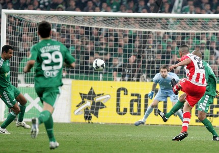 Γλέντι με... αγάλματα και πρωταγωνιστή τον Ματ! (photos, video)