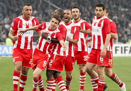 Γλέντι με... αγάλματα και πρωταγωνιστή τον Ματ! (photos, video)