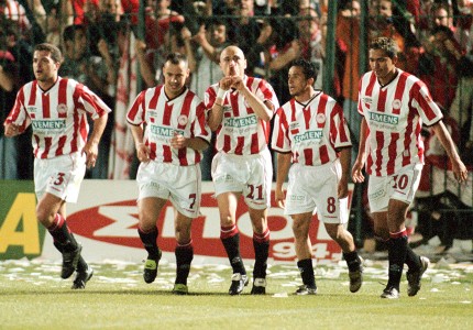 Αξέχαστο το «ερυθρόλευκο» πάρτι μέσα στη Λεωφόρο!