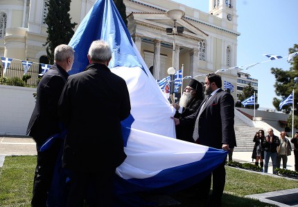 Δωρεά του Β. Μαρινάκη το μνημείο του αφανούς Ναυτικού (photos)