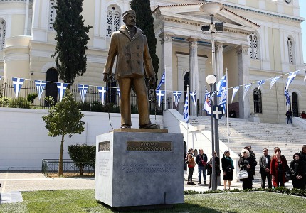 Δωρεά του Β. Μαρινάκη το μνημείο του αφανούς Ναυτικού (photos)