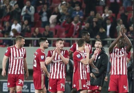Ο Ομάρ ευχαρίστησε τους καλύτερους του κόσμου (photo)