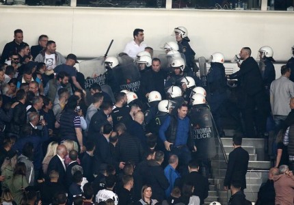 Τα πρωταθλήματα του... Δούρου, της «Μπουγάδας», του Κομίνη και των «Πρεσπών» θα τα «πληρώσετε» με τόκο