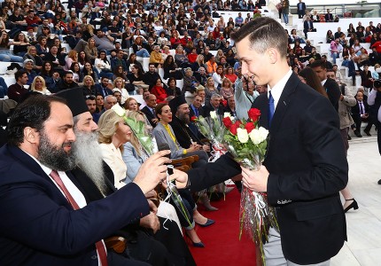 Βράβευσαν τον Βαγγέλη Μαρινάκη (photos)