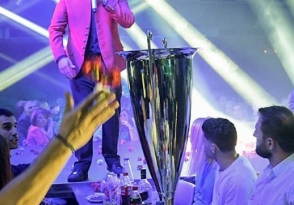 Με την κούπα σε περίοπτη θέση!