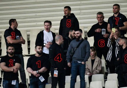 Τα πρωταθλήματα του... Δούρου, της «Μπουγάδας», του Κομίνη και των «Πρεσπών» θα τα «πληρώσετε» με τόκο