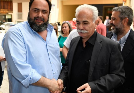 «Πυξίδα σε κάθε ταξίδι. Άσε τι λένε οι δειλοί και οι προσκυνημένοι»