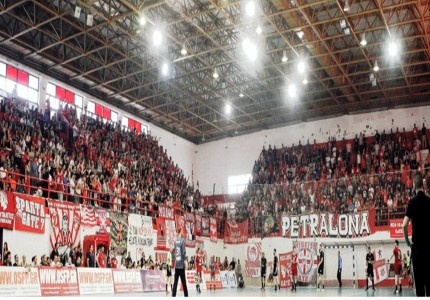 Δεν θα ξεχάσει ποτέ κανείς μας την στάση όλων σας. Ούτε το σάλιο μας δεν αξίζετε