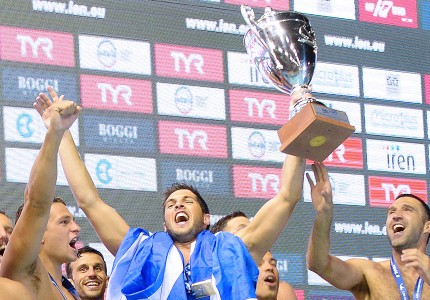 Σαν σήμερα, έναν χρόνο πριν, τρέλανε την Ευρώπη! (videos, photos)