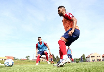 Η «πρώτη» του Ολυμπιακού στην Πολωνία (photos)