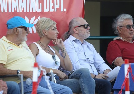 Αιώνιος και απόλυτος Αυτοκράτορας της πισίνας (photos)