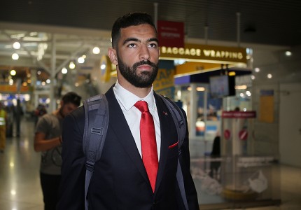Εικόνες από την «ερυθρόλευκη» αναχώρηση