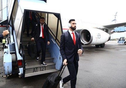 Η «ερυθρόλευκη» άφιξη στο Μόναχο (photos)
