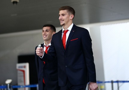 Εικόνες από την «ερυθρόλευκη» αναχώρηση