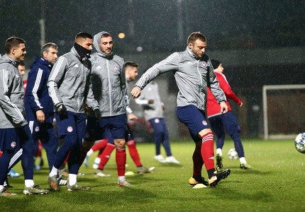 Η προπόνηση του Θρύλου στο Ρέντη (photos)
