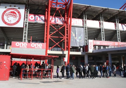 Θρυλική «δίψα» για Άρσεναλ (photos)