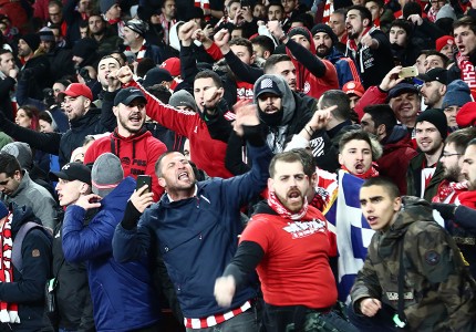 Κοκκίνισε, ξανά, το Λονδίνο (photos)