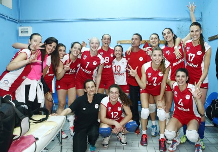 Κούπα μέσα στο σπιτάκι τους (photos)