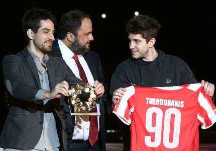 Οι κούπες (και οι φιέστες) είναι αμέτρητες! (photos)