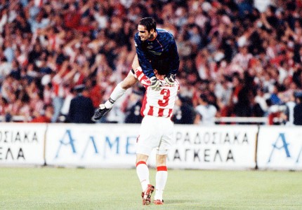 Κύπελλο με μαγκιά και ξεβράκωμα! (photos, video)