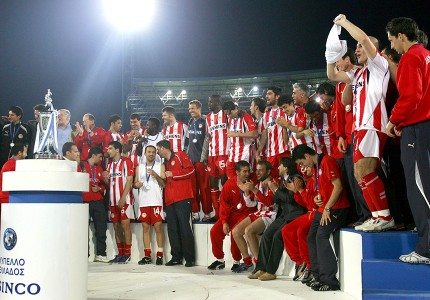 Γλέντι και 3άρα στην ΑΕΚ και κούπα! (photos, video)