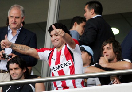 Φιέστα και με Μαραντόνα έχουμε! Γιατί έτσι γουστάρουμε!