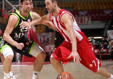 ΜΥΘΙΚΟ αφιέρωμα της ΚΑΕ στον Βασιλιά της Ευρώπης! (photos)