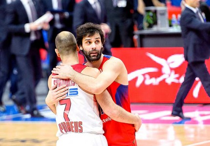 ΜΥΘΙΚΟ αφιέρωμα της ΚΑΕ στον Βασιλιά της Ευρώπης! (photos)