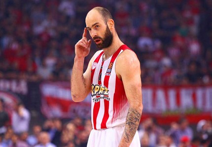ΜΥΘΙΚΟ αφιέρωμα της ΚΑΕ στον Βασιλιά της Ευρώπης! (photos)