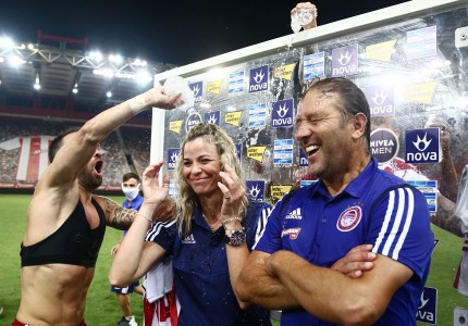 Αυτοί οργάνωσαν το μπουγέλο σε Μαρτίνς, Μαρίνα! (photos)