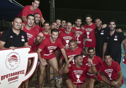 Έγινε η στέψη και στους άντρες! (Photos)