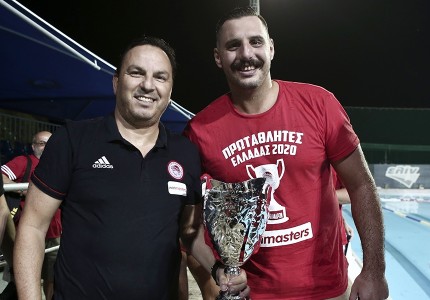 Έγινε η στέψη και στους άντρες! (Photos)