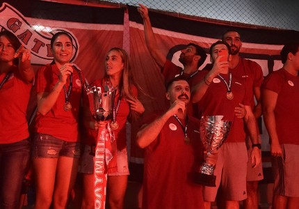 Αποθέωση από 500 άτομα στους πρωταθλητές! (photos+video)