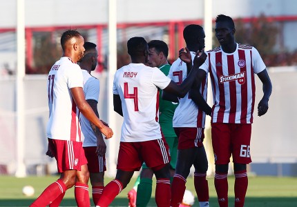 Εικόνες από το Ολυμπιακός-Ομόνοια