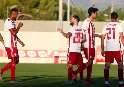 Εικόνες από το Ολυμπιακός-Ομόνοια