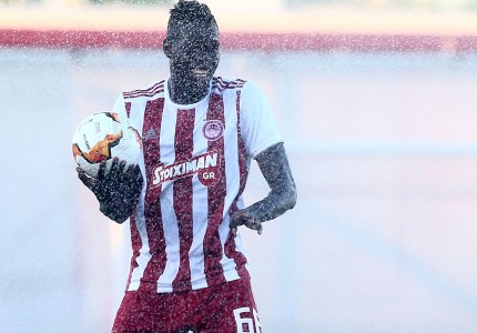 Εικόνες από το Ολυμπιακός-Ομόνοια