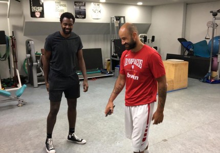 Στο ΣΕΦ ο Ζαν-Σαρλ, τα είπε με Μπαρτζώκα, Σπανούλη (photos)