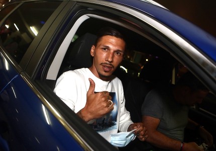 Έφτασε ο Χολέμπας! (Photos)