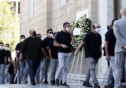 Με την ερυθρόλευκη σημαία το τελευταίο «αντίο» στον Σάββα Θεοδωρίδη