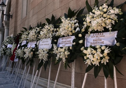 Με την ερυθρόλευκη σημαία το τελευταίο «αντίο» στον Σάββα Θεοδωρίδη