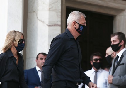 Με την ερυθρόλευκη σημαία το τελευταίο «αντίο» στον Σάββα Θεοδωρίδη