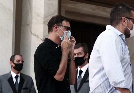 Με την ερυθρόλευκη σημαία το τελευταίο «αντίο» στον Σάββα Θεοδωρίδη