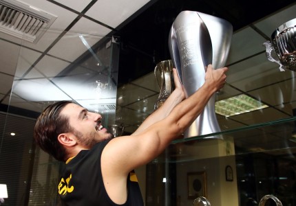 Άλλο τρόπαιο υπήρχε αν του έπεφτε αυτό; (photo)