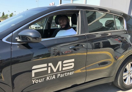 Παρέλαβαν τα αμάξια τους (photos)