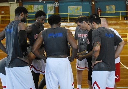 Συνέχεια στο παρκέ! (photos)