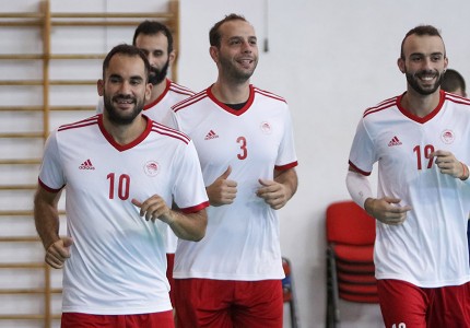 Με στόχο την επιστροφή στη φυσική του θέση (photos)